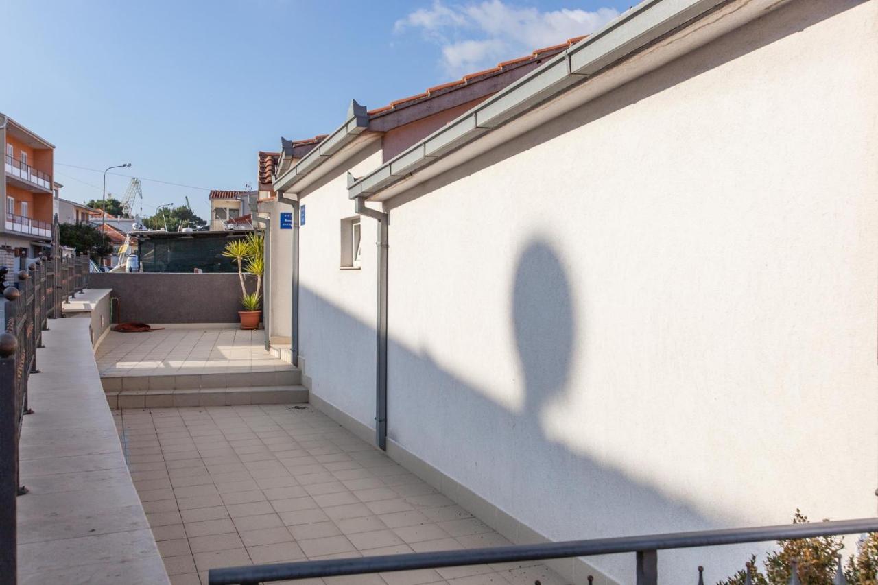 Holiday Home Beata Τρογκίρ Εξωτερικό φωτογραφία